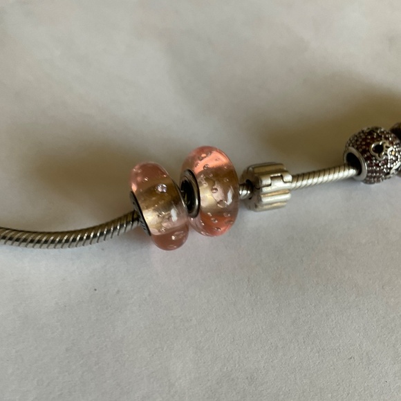 Two Pandora charms - Picture 2 of 4